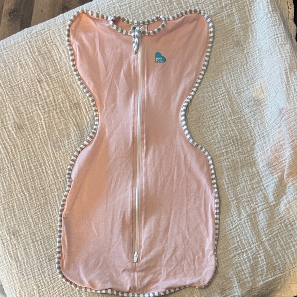 Pink Love to Dream Swaddle with Zipper